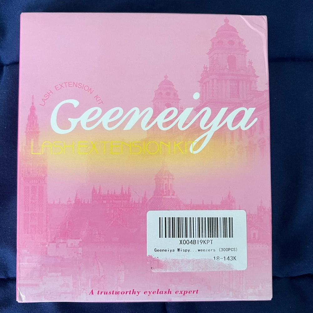 Geeneiya Wispy Lash Extension Kit